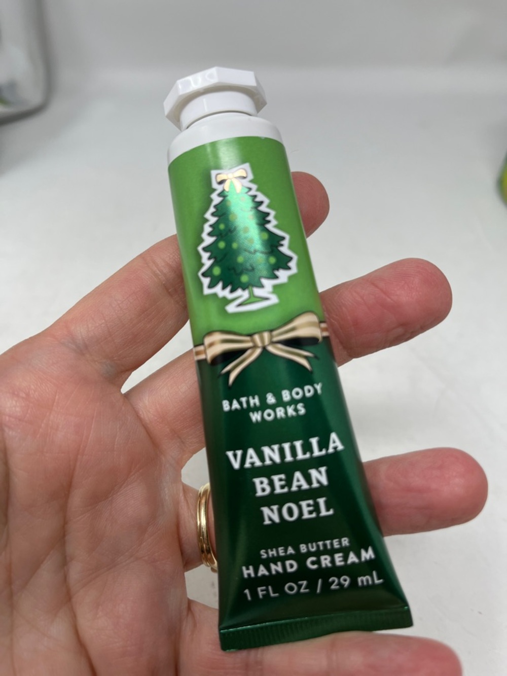 BATH & BODY WORKS CLEARANCE BUNDLE 4 VANILLA BEAN BODY WASH  LOTION CANDLE BAG - Picture 6 of 14